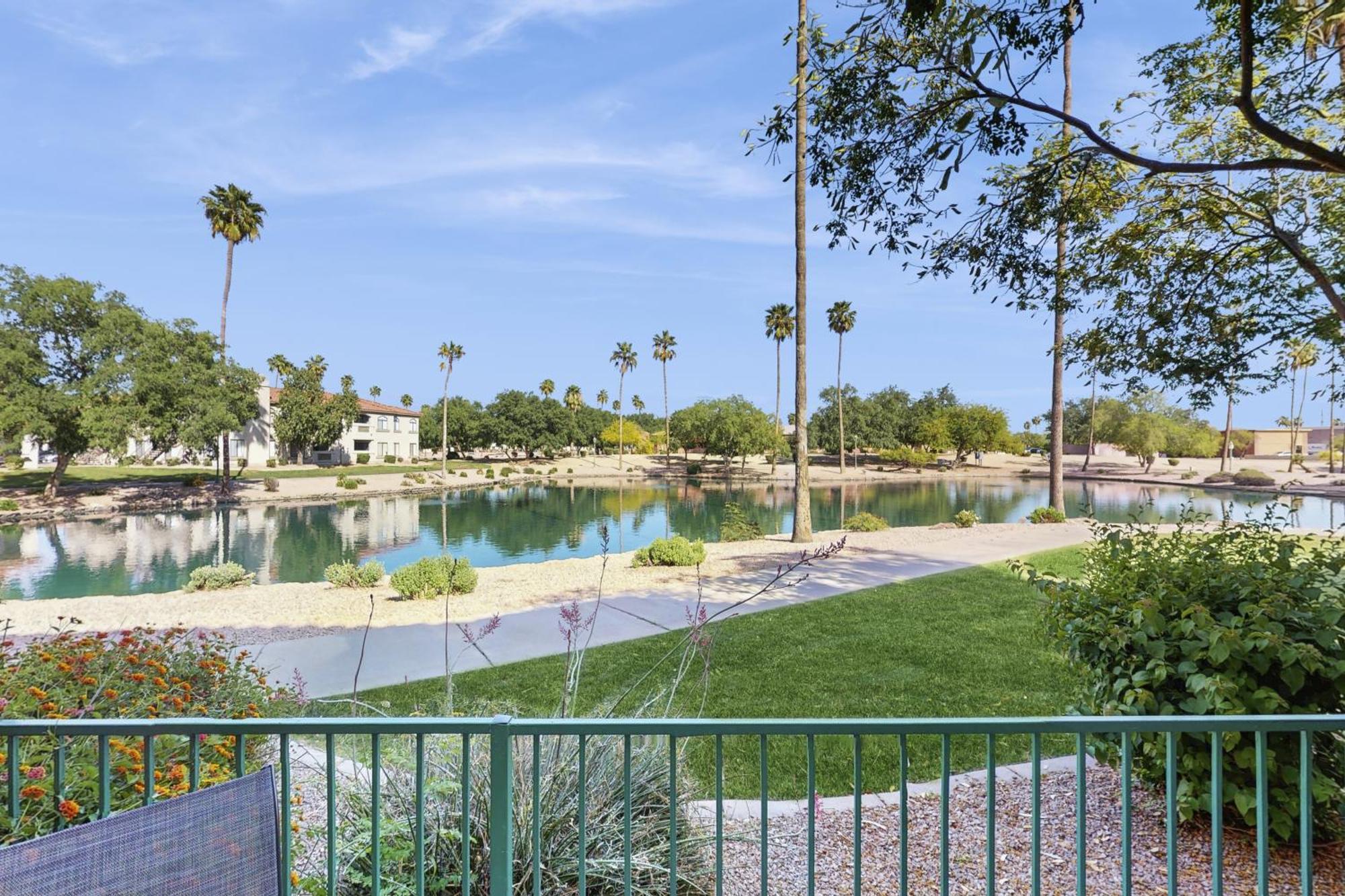 Superstition Springs Apartment Mesa Exterior photo